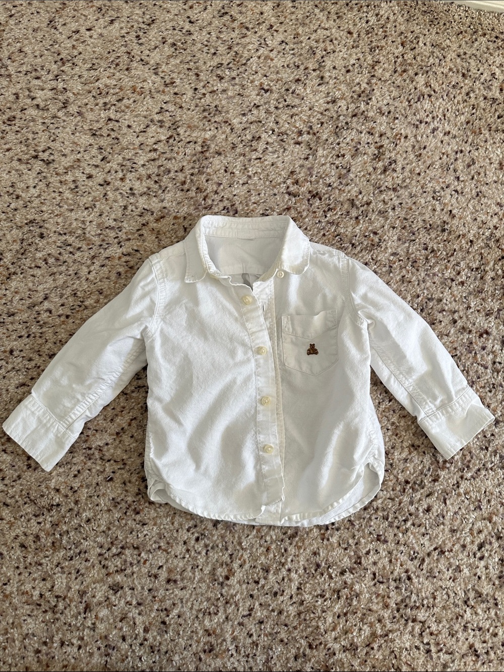 Gap baby Classic White Oxford Shirt in size 18-24 months